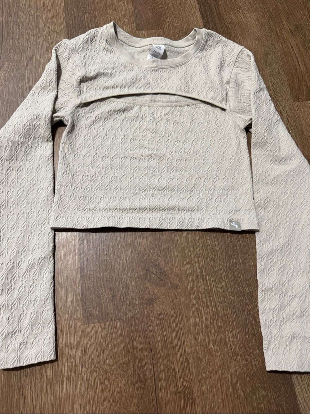 JoyLab Athletic Long Sleeve Chest Cut Out Textured Cream Color Size Large